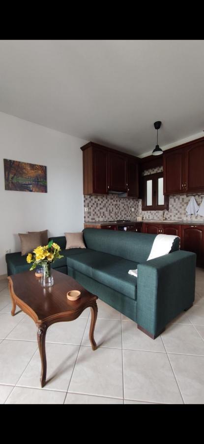 Panos Luxury Suites กาลัมปากา ภายนอก รูปภาพ