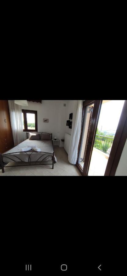 Panos Luxury Suites กาลัมปากา ภายนอก รูปภาพ